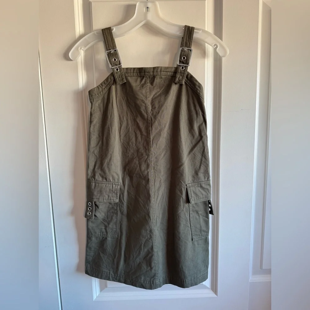 Rachel Zoe chic khaki